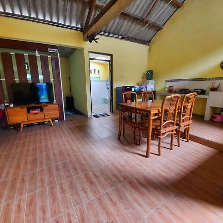 Anindya House Villa Magelang Bagian luar foto